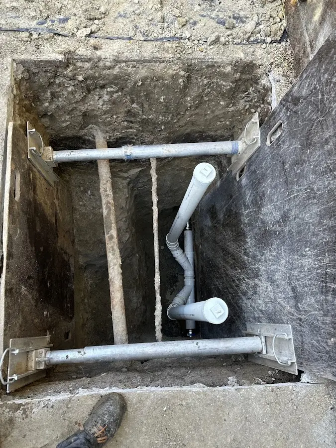 Experienced plumber completing Gas Line Repair work in Yorkville